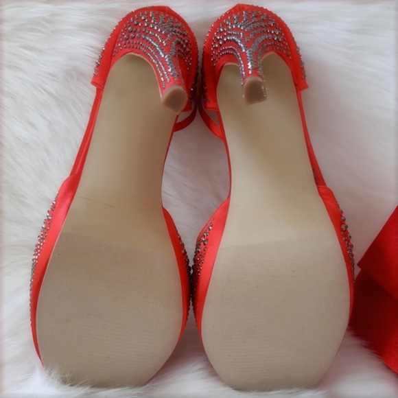 LILIANA Open Toe Ankle Strap Heels - Picture 5 of 8